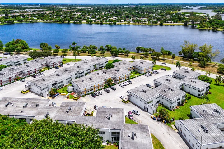028-3120LakeOsborneDrive-106-LakeWorthBe
