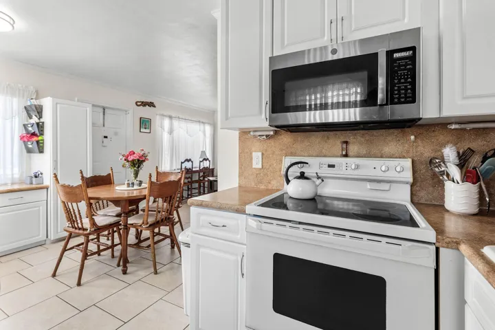 008-3120LakeOsborneDrive-106-LakeWorthBe