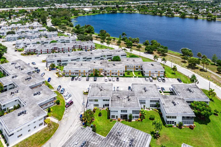 026-3120LakeOsborneDrive-106-LakeWorthBe