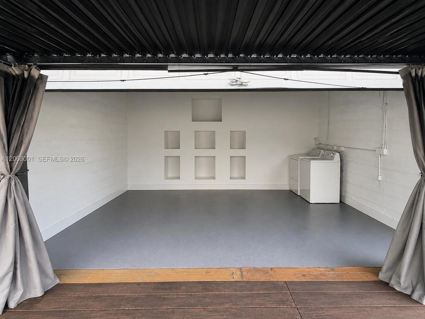 Photo 6