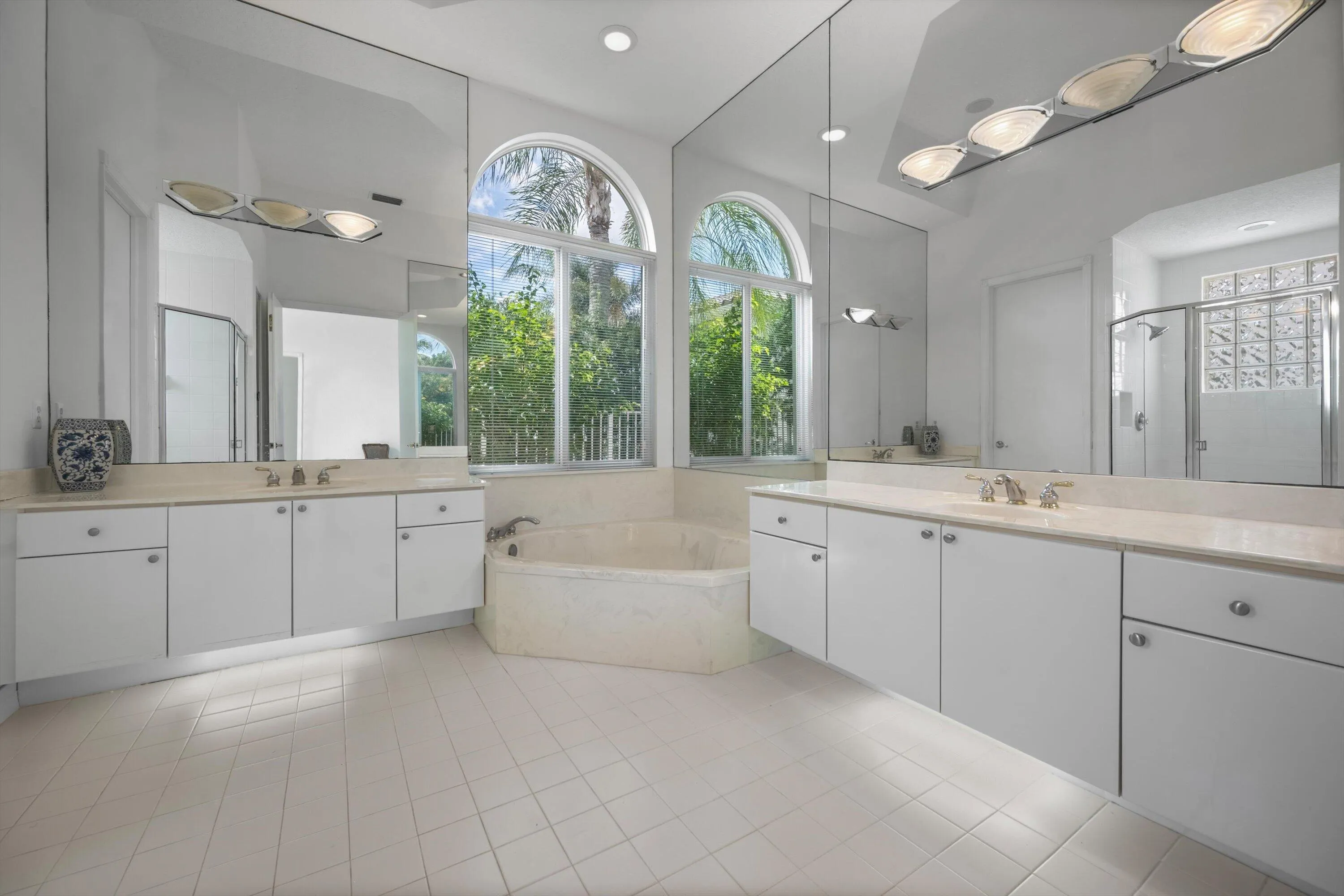 18644 Ocean Mist Dr (20)