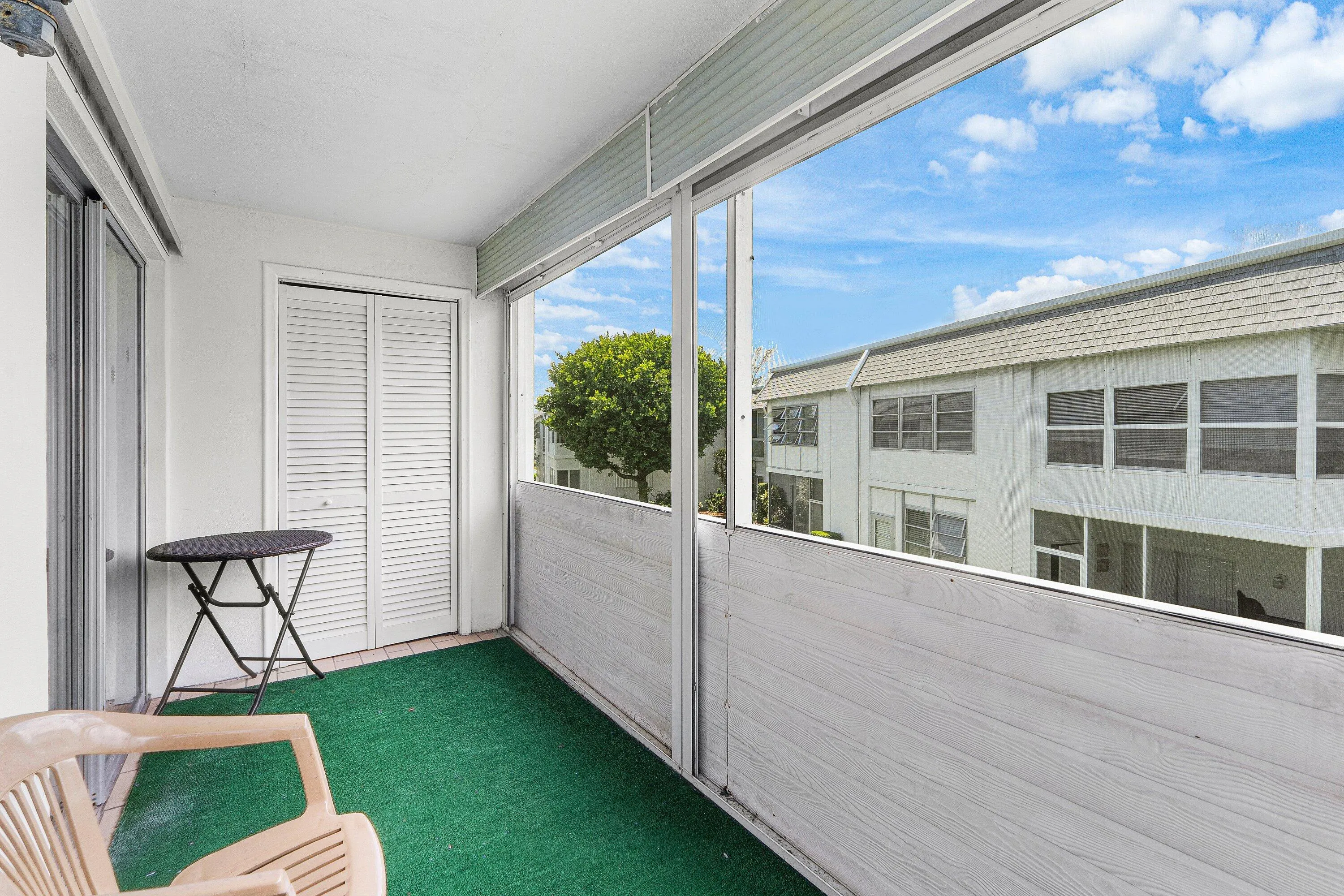 014-3160LakeOsborneDrive-206-LakeWorthBe