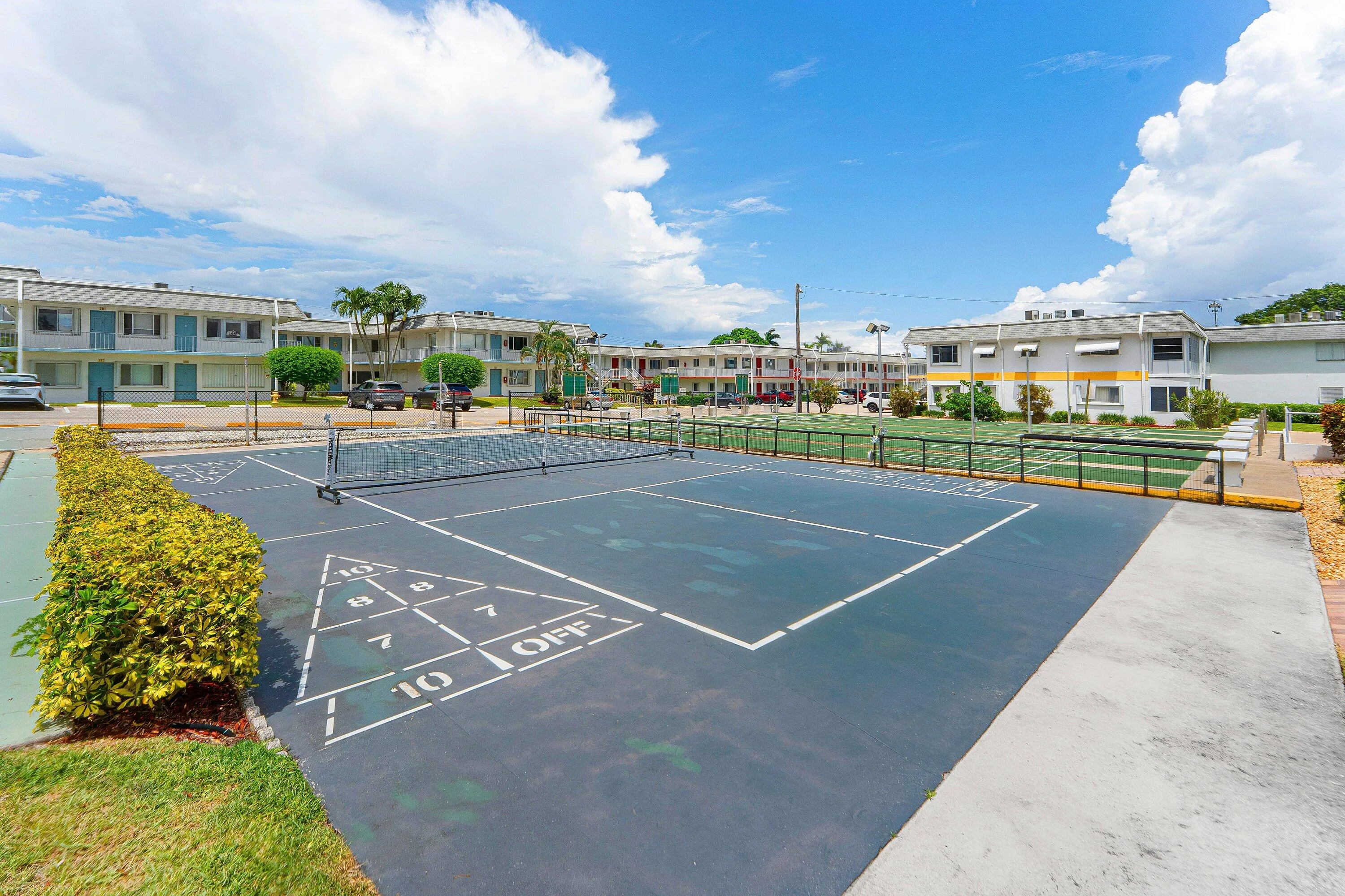 034-3160LakeOsborneDrive-206-LakeWorthBe