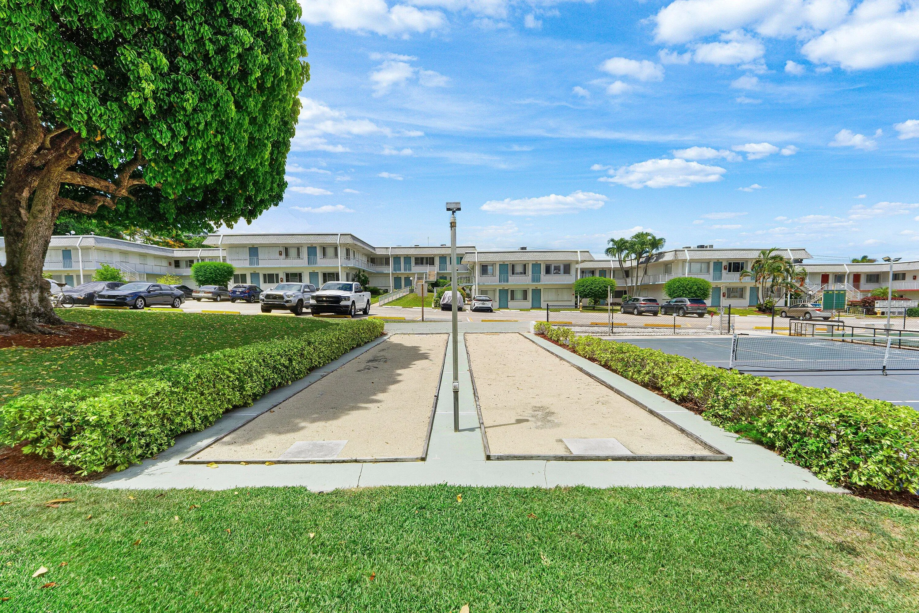 019-3160LakeOsborneDrive-206-LakeWorthBe