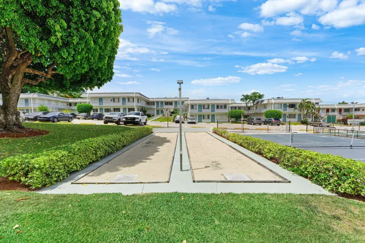 019-3160LakeOsborneDrive-206-LakeWorthBe