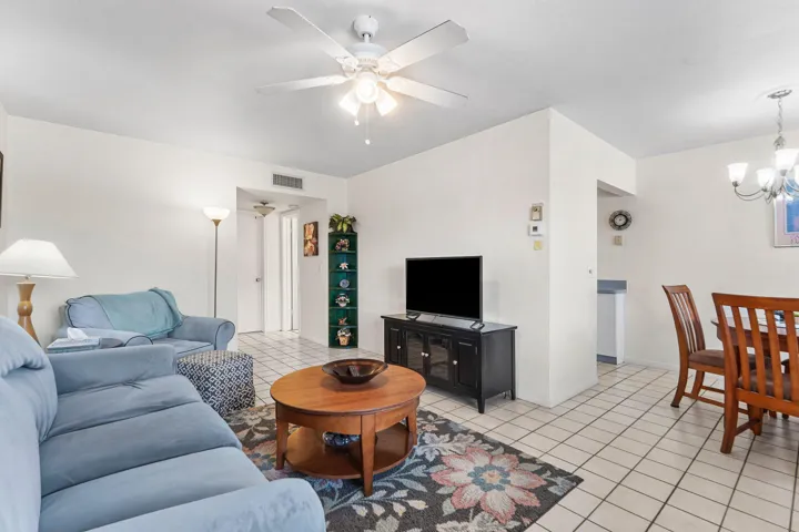 004-3160LakeOsborneDrive-206-LakeWorthBe