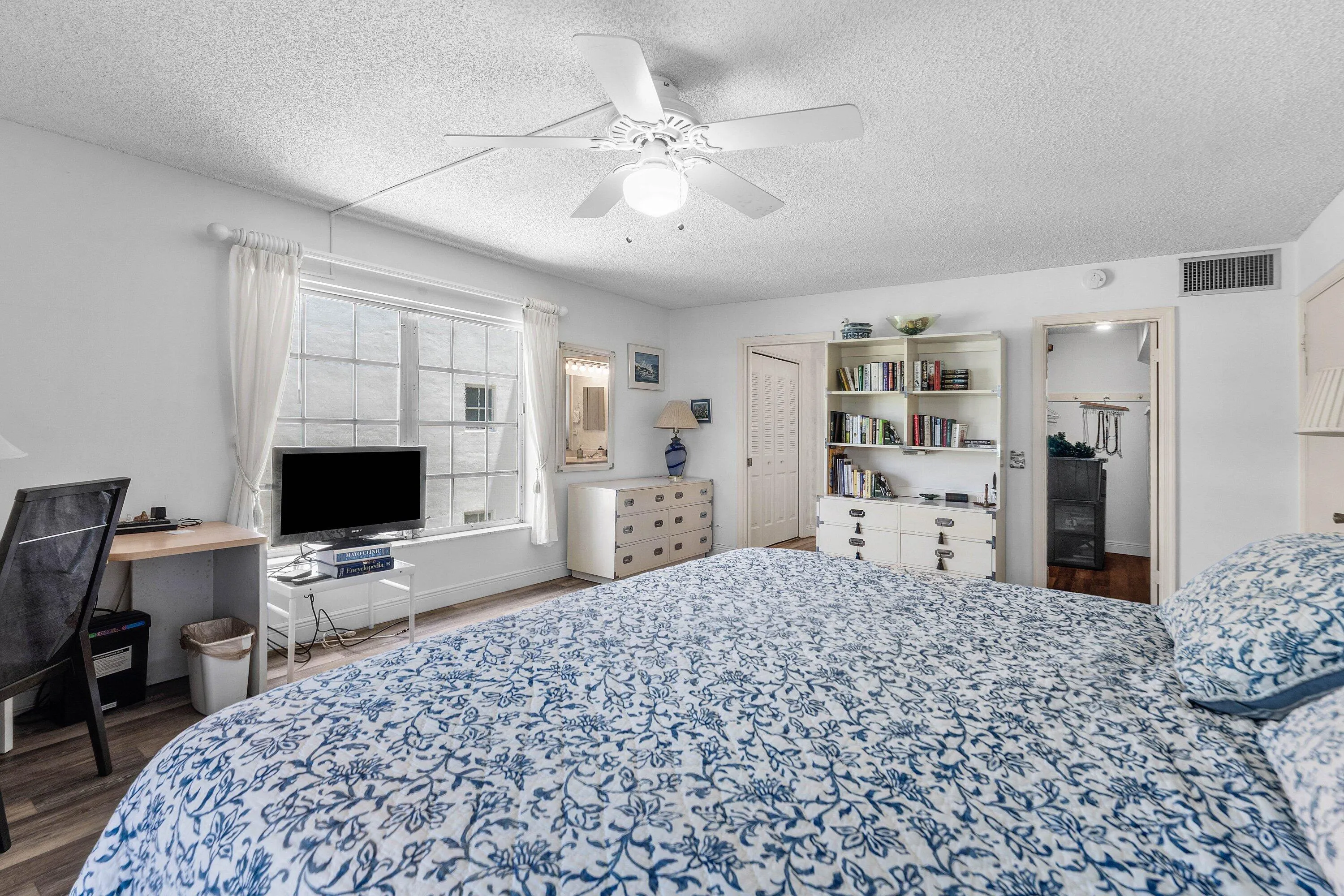 017-250JohnFKennedyDrive-Atlantis-FL-334