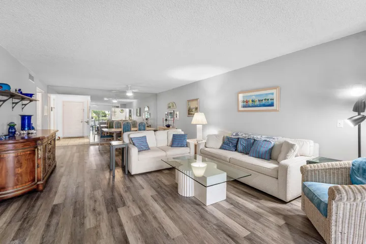 012-250JohnFKennedyDrive-Atlantis-FL-334