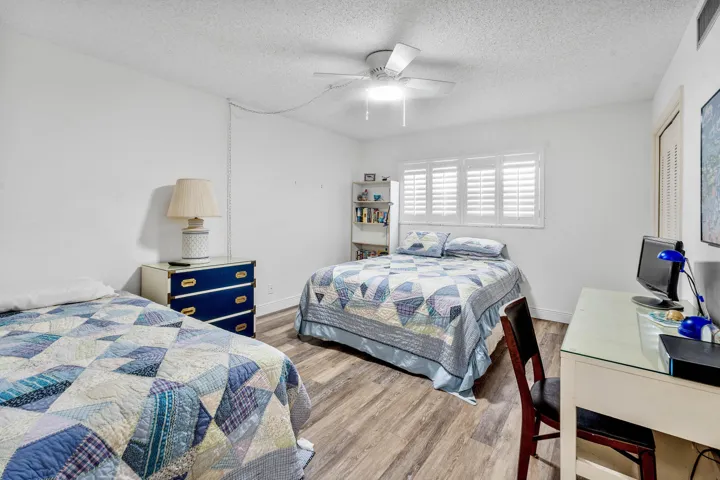 021-250JohnFKennedyDrive-Atlantis-FL-334