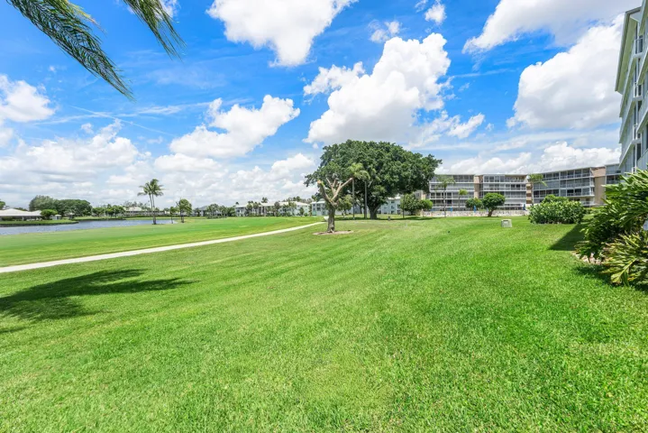 028-250JohnFKennedyDrive-Atlantis-FL-334