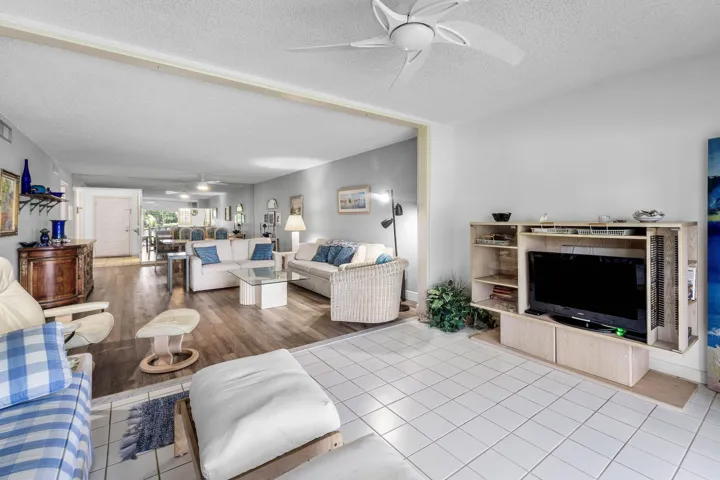 014-250JohnFKennedyDrive-Atlantis-FL-334