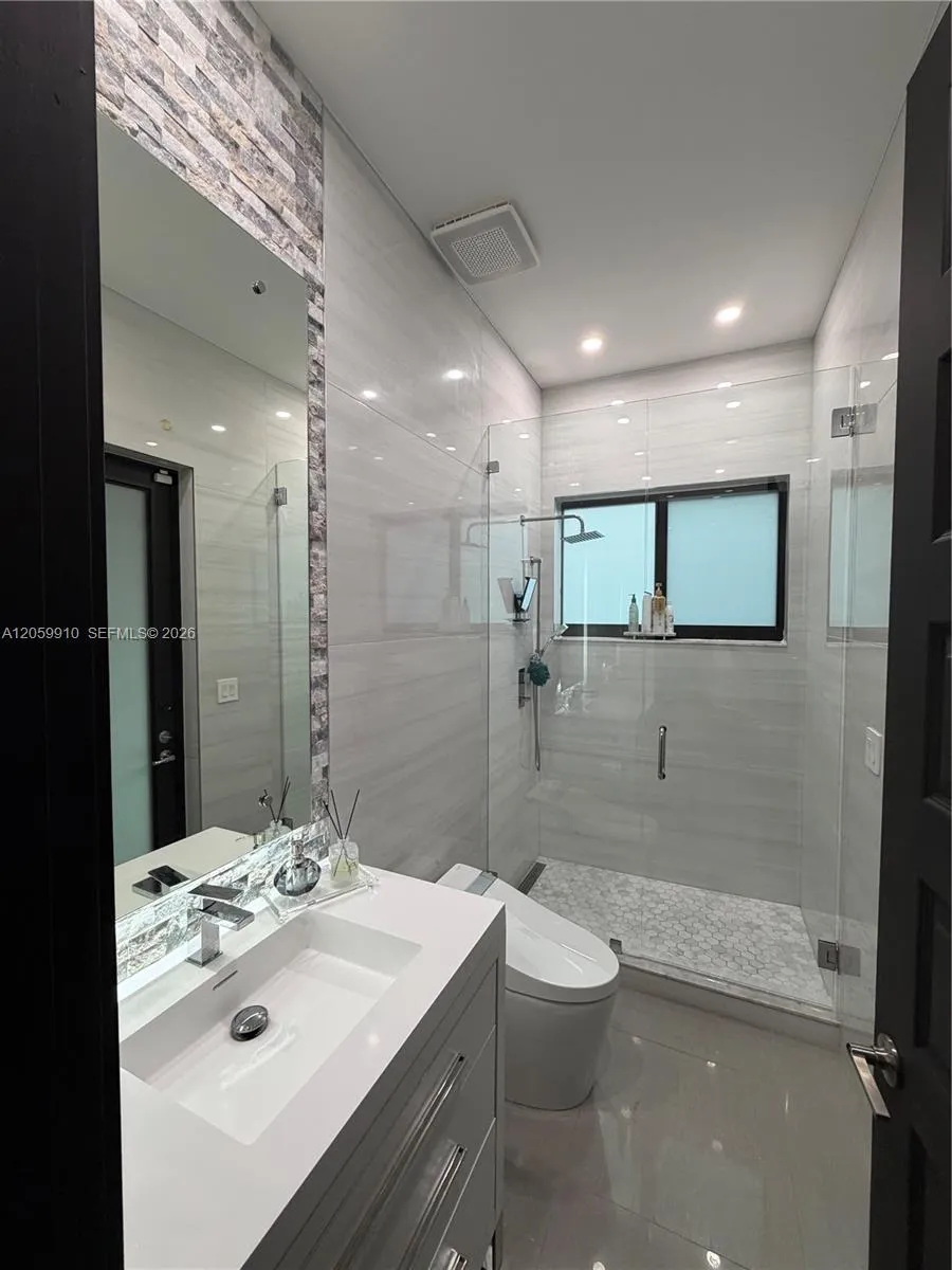 Property photo 75