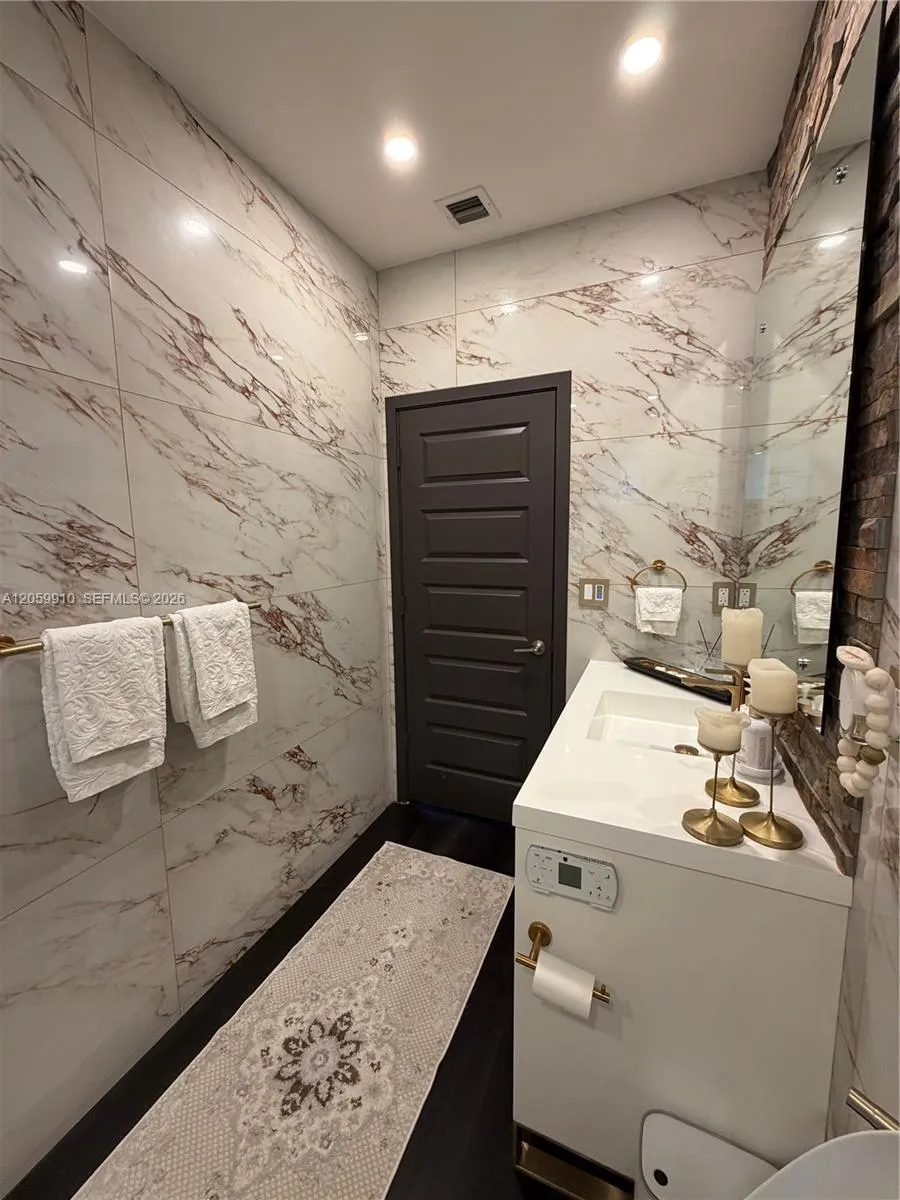 Property photo 72