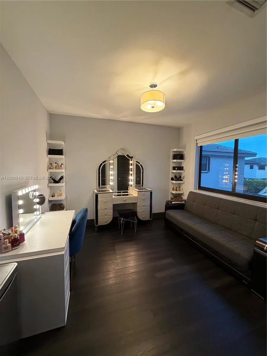Property photo 66