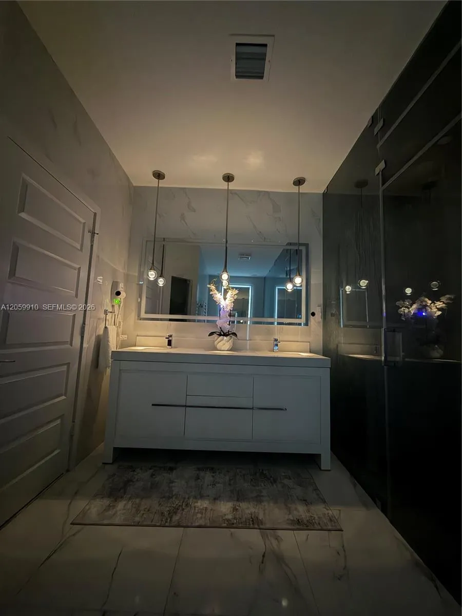 Property photo 64