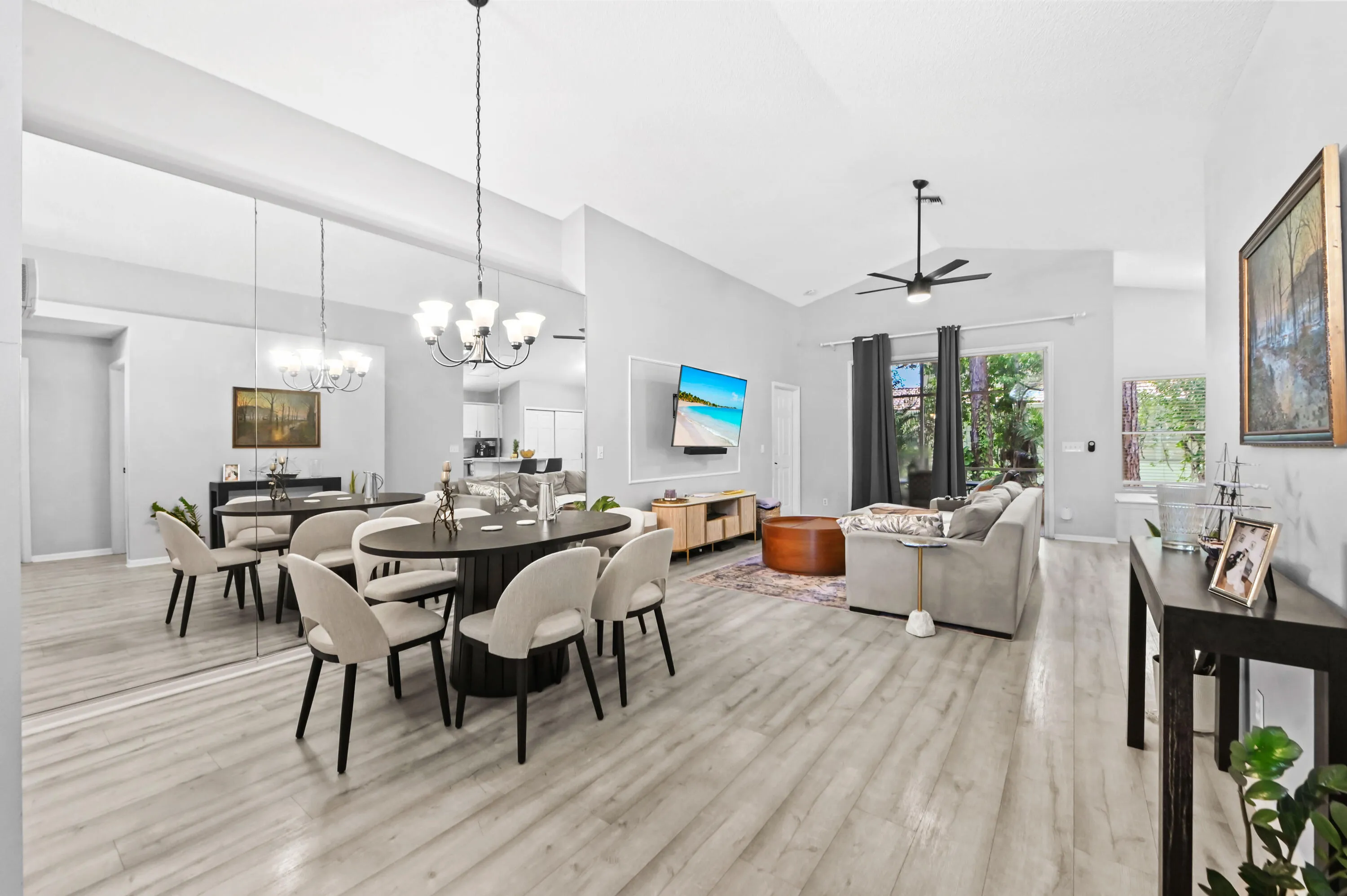 11 Dining area 01