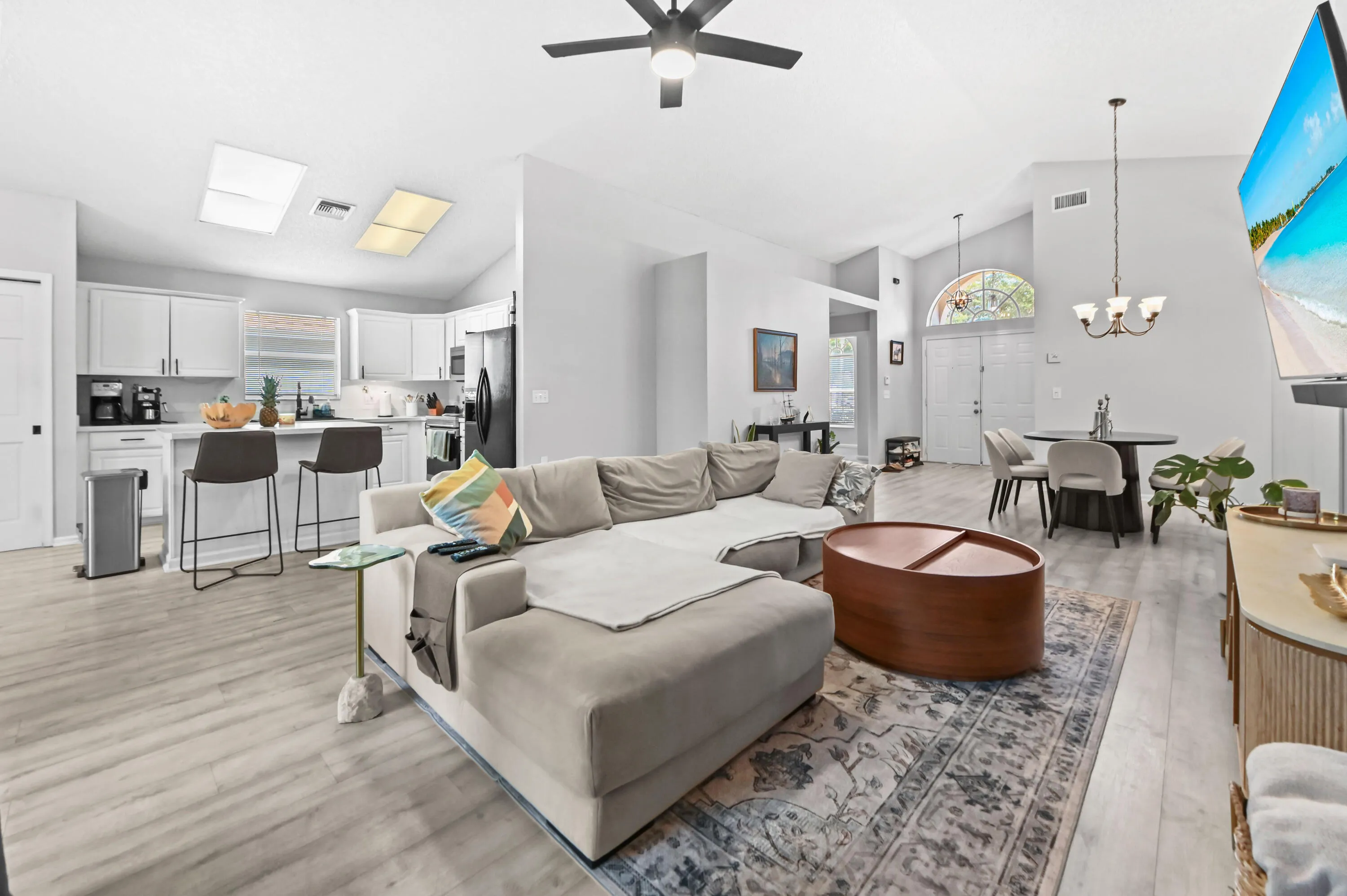 19 Living room 05