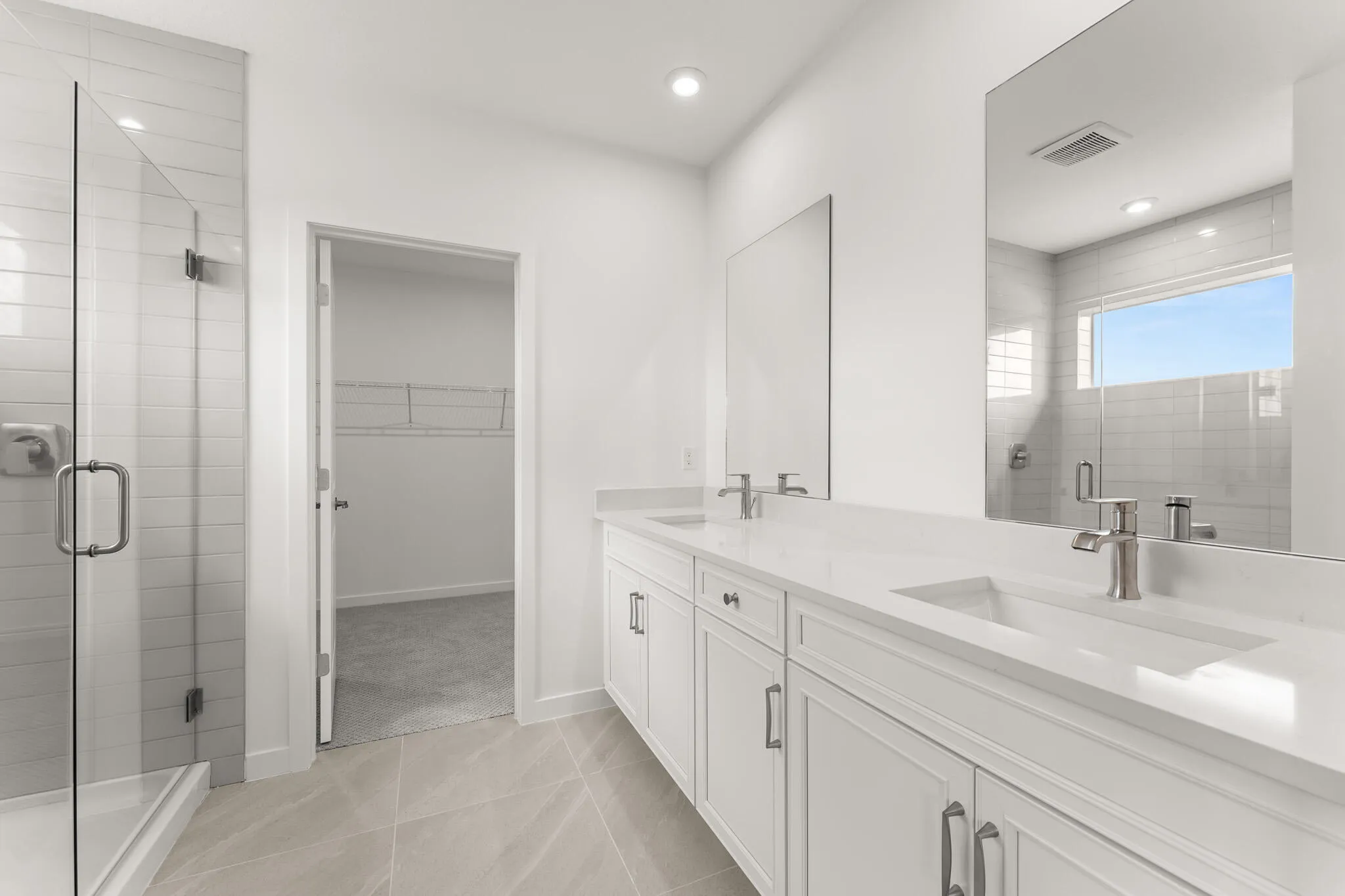 Stock photos represent builder's floorplan