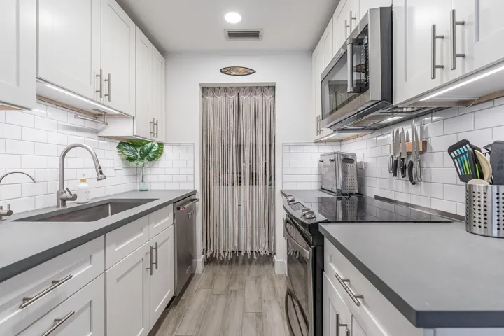Kitchen 3