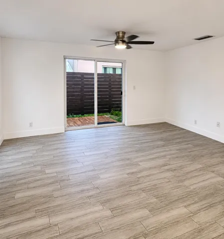 Living​​‌​​​​‌​​‌‌​‌‌​​​‌‌​‌​‌​‌​​​‌​​ Room