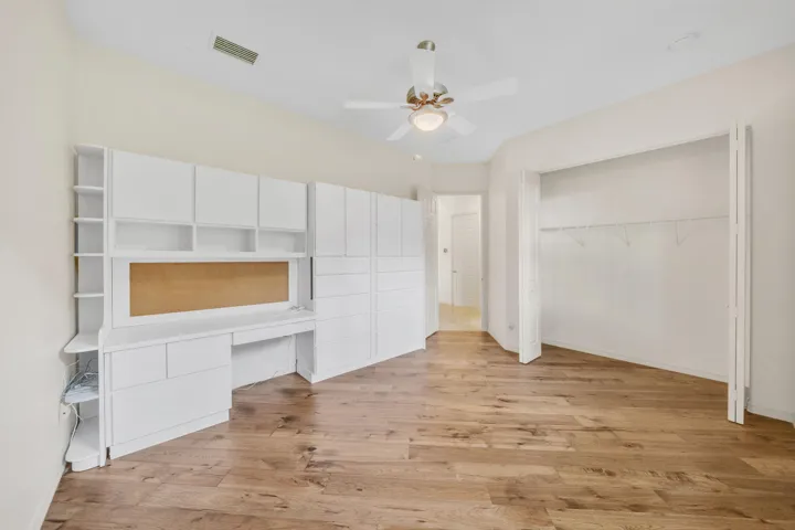 21 Guest Bedroom A (2)