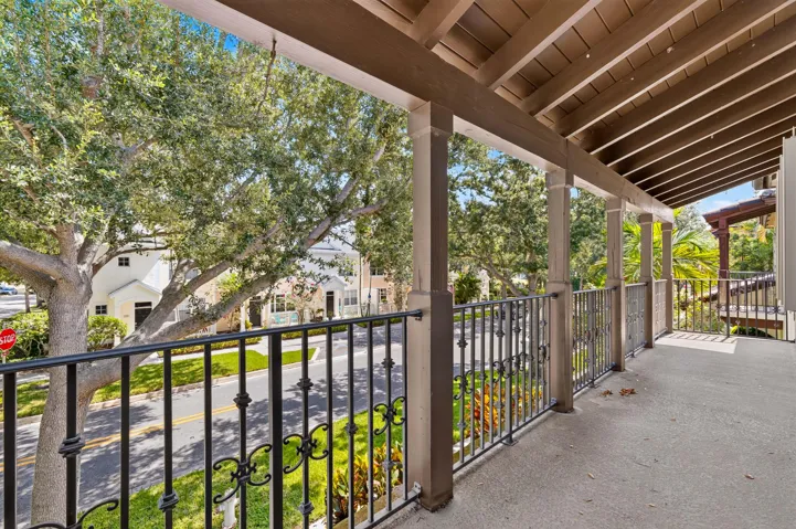 116 Balcony