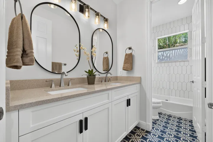 116 Bathroom 3