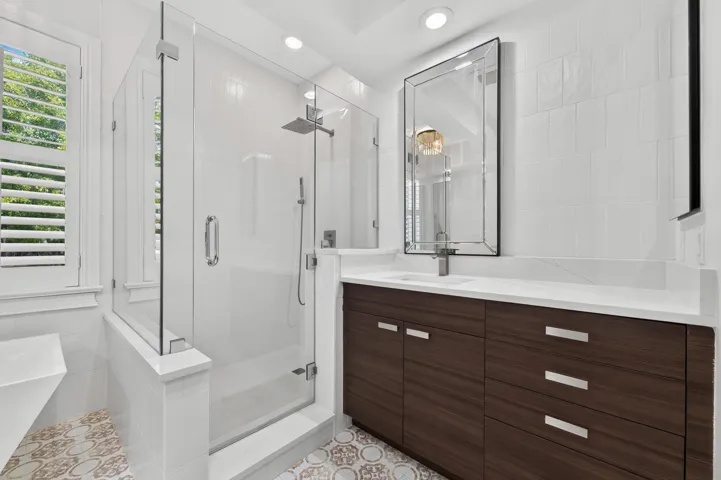 116 Primary Bath 2