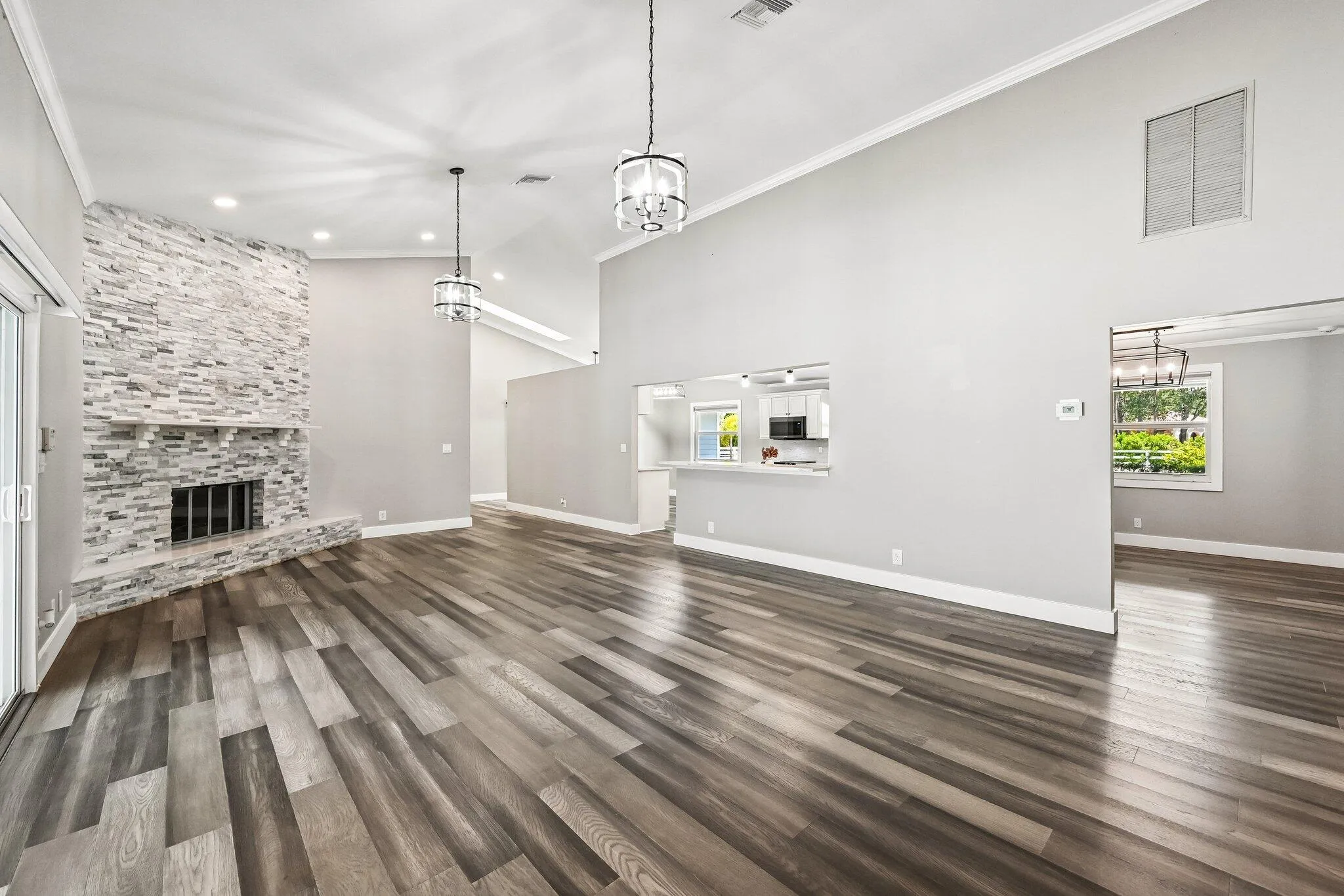 10-web-or-mls-Pelham Rd-S3007-010