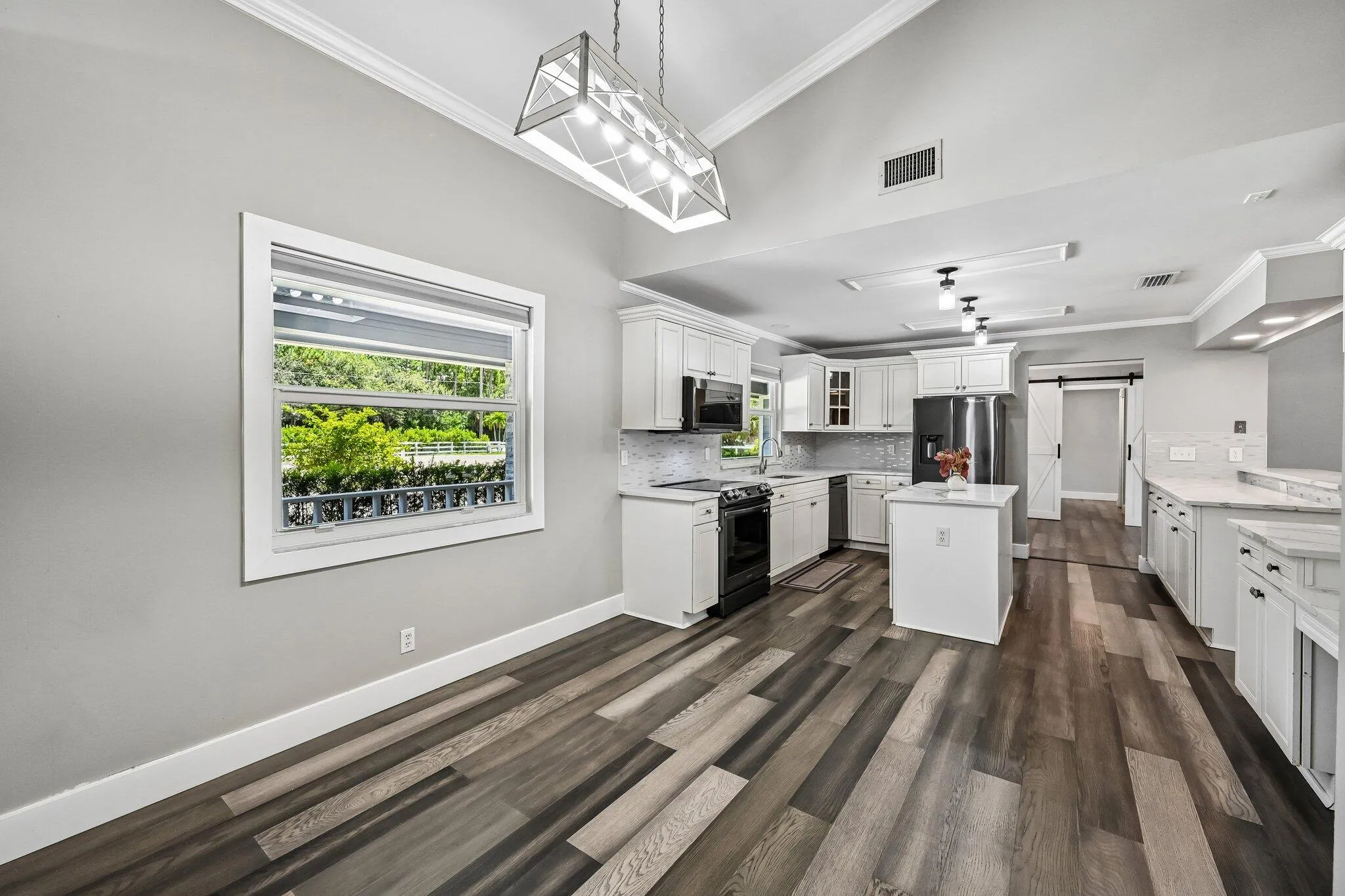 15-web-or-mls-Pelham Rd-S3007-015