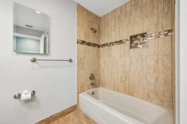 33-web-or-mls-Pelham Rd-S3007-033