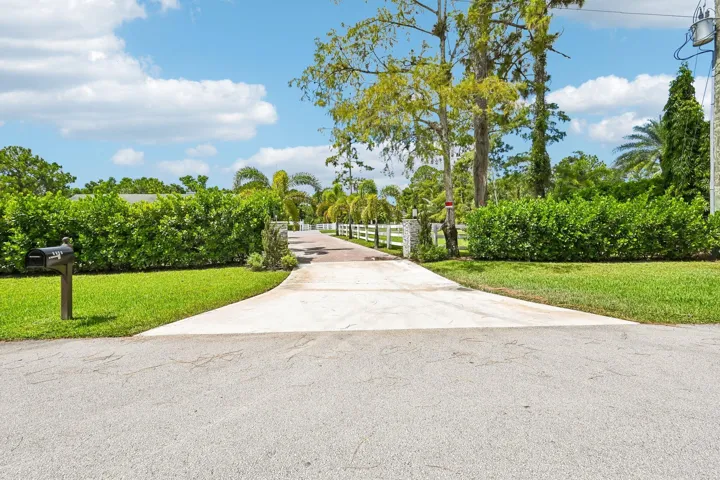 5-web-or-mls-Pelham Rd-S3007-005