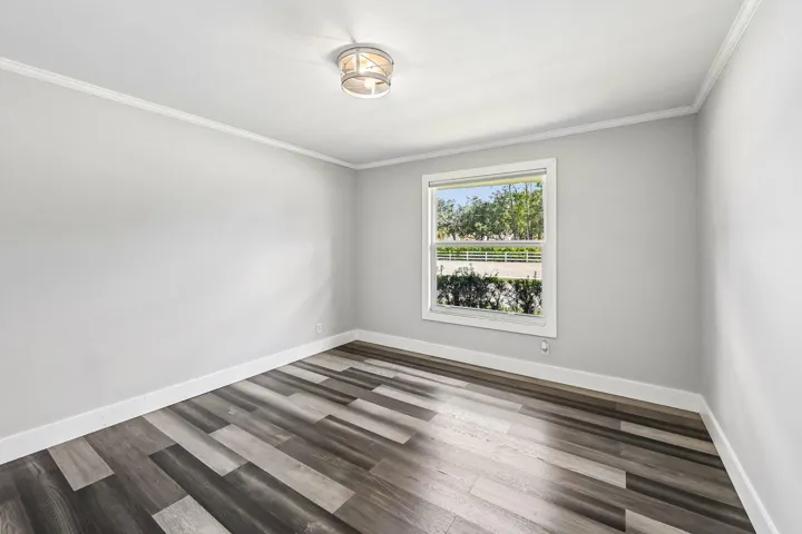 28-web-or-mls-Pelham Rd-S3007-028