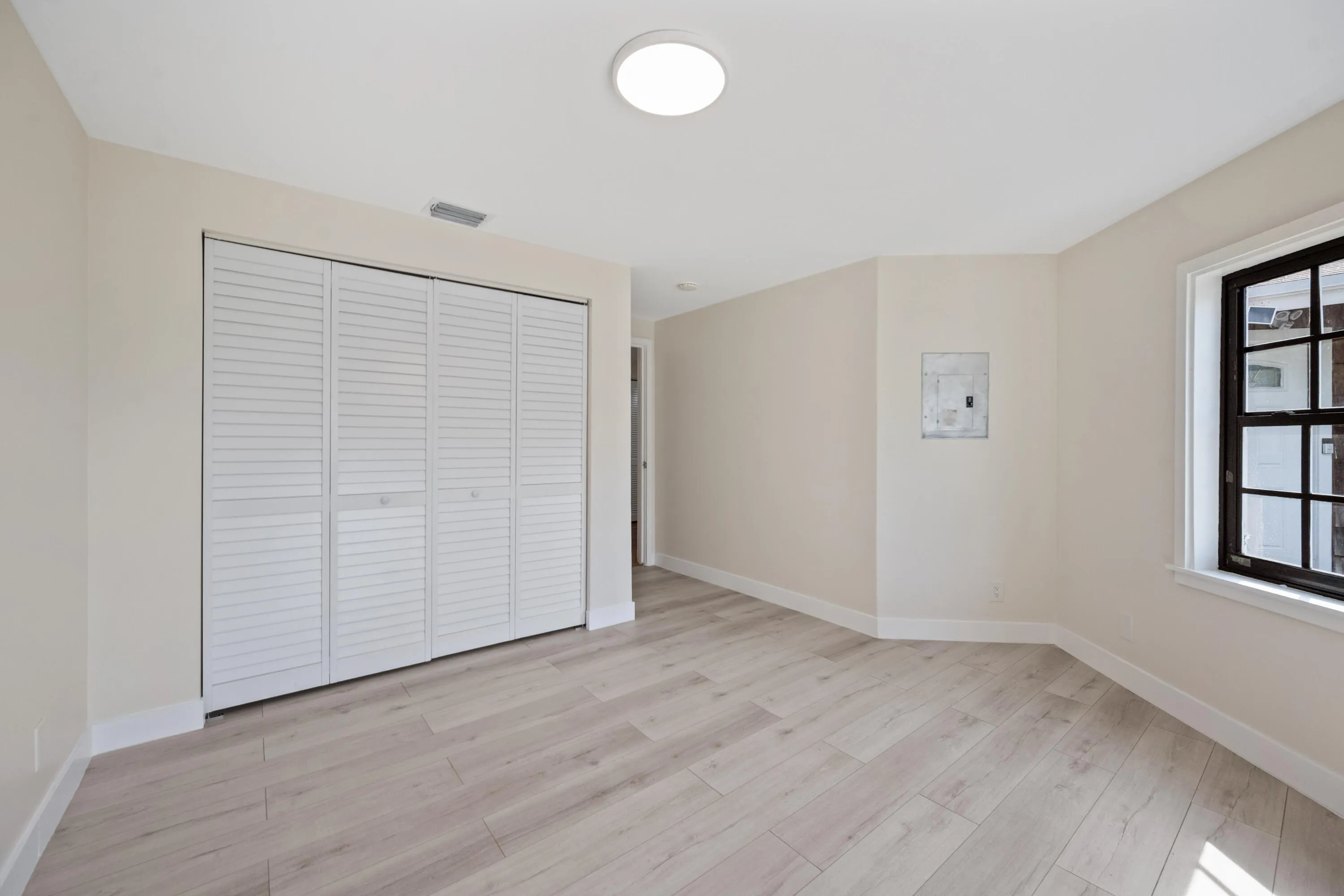 Guest Room 1