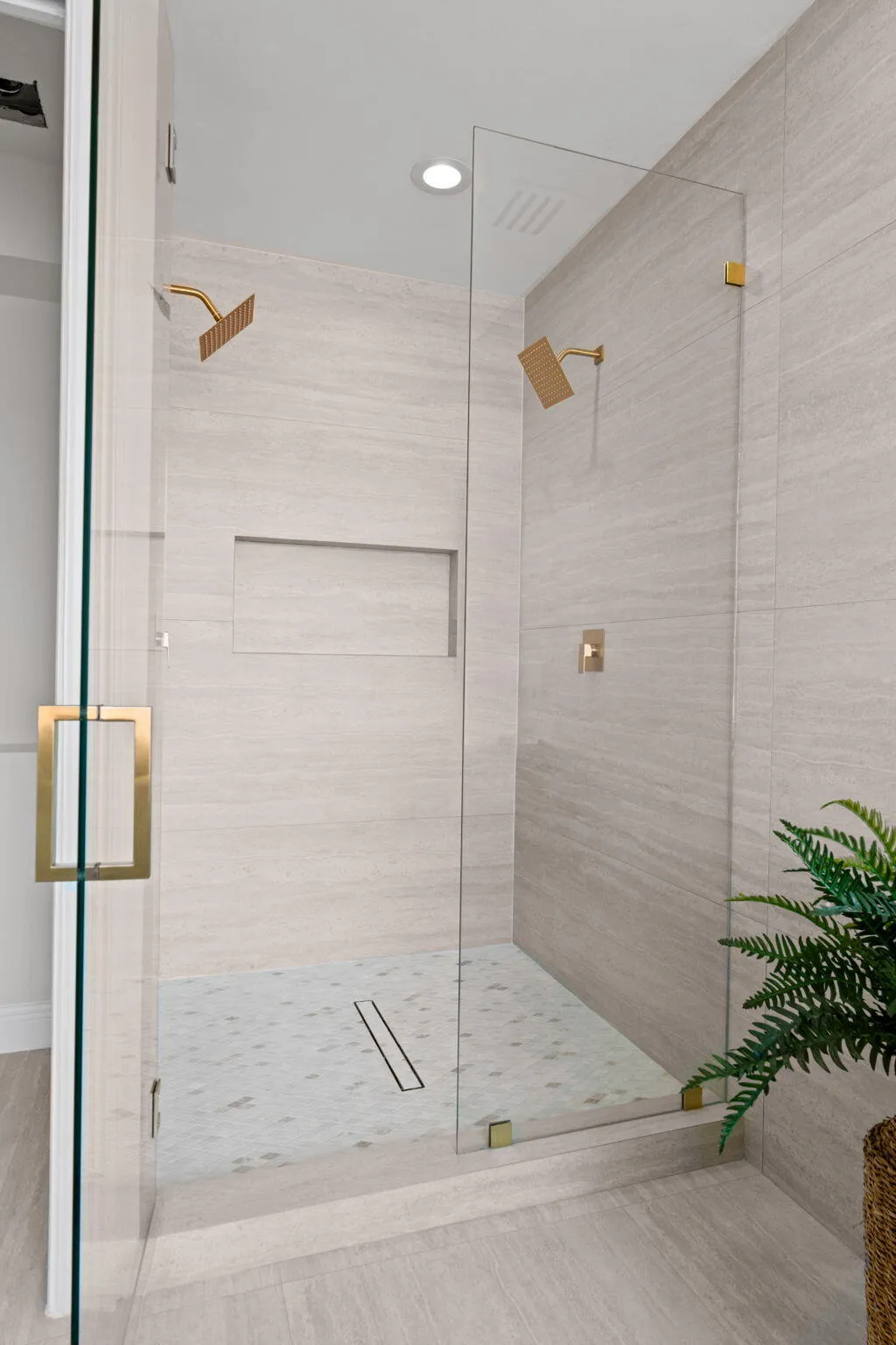 Primary bath