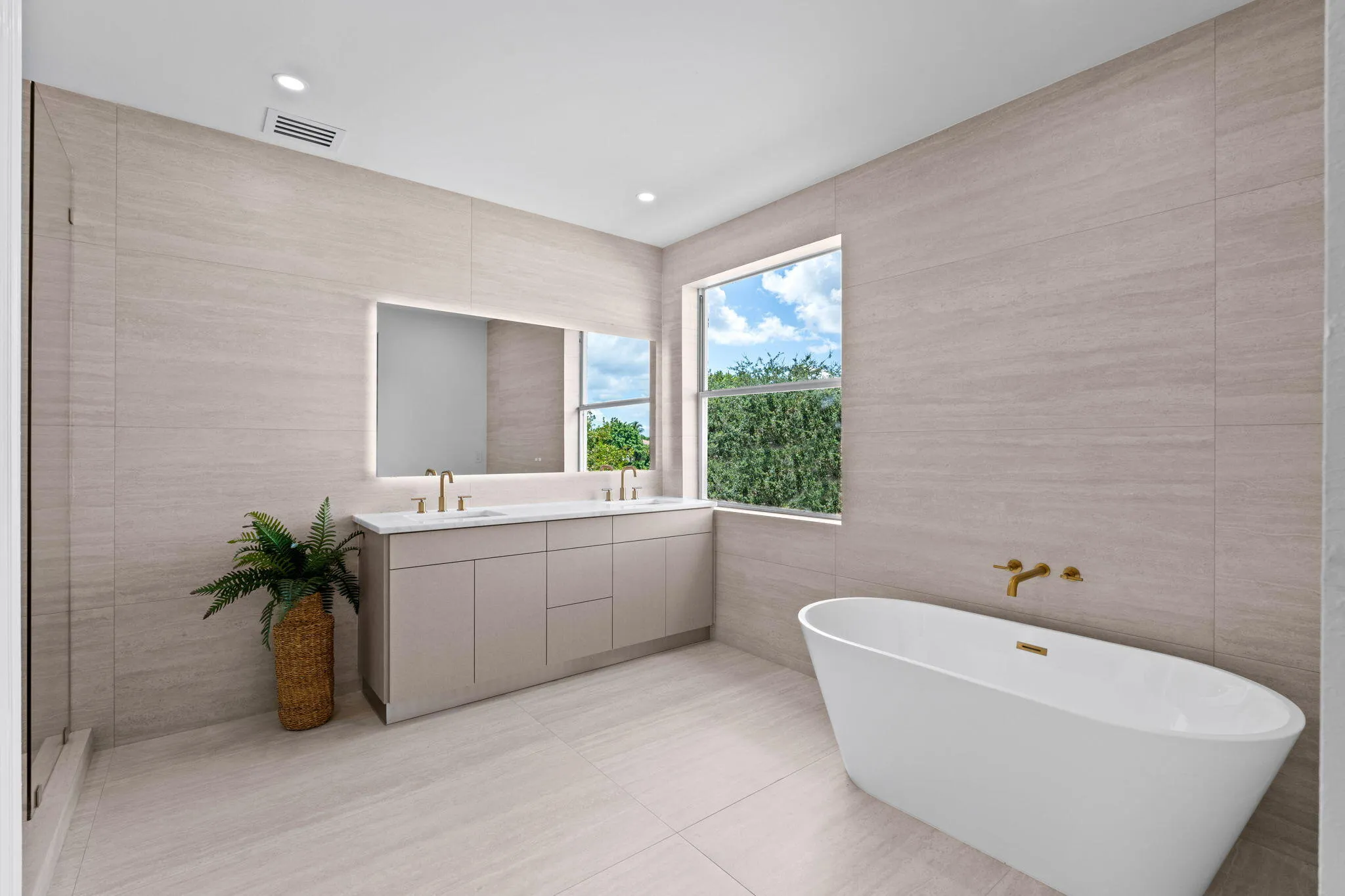 Primary bath