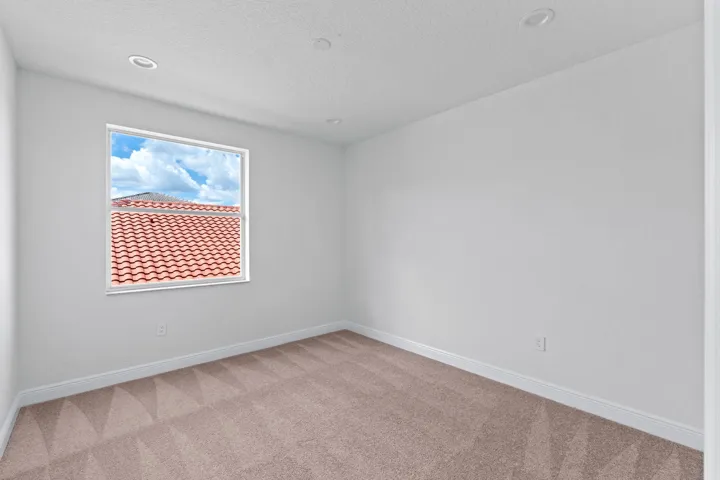 Bedroom 5 (2nd floor)