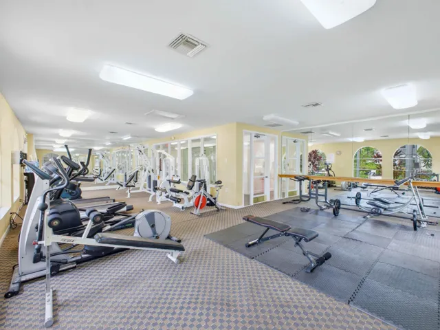 13215 Glenmoor Dr - Gym