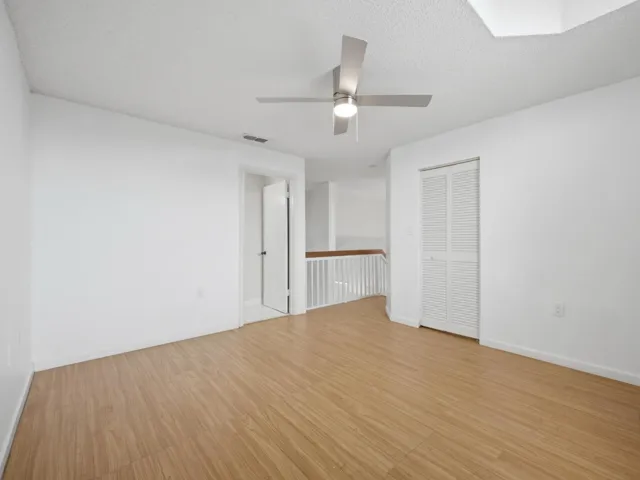 13215 Glenmoor Dr - Primary Bedroom