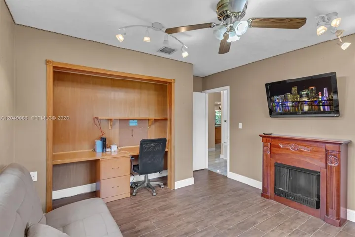 Photo 29