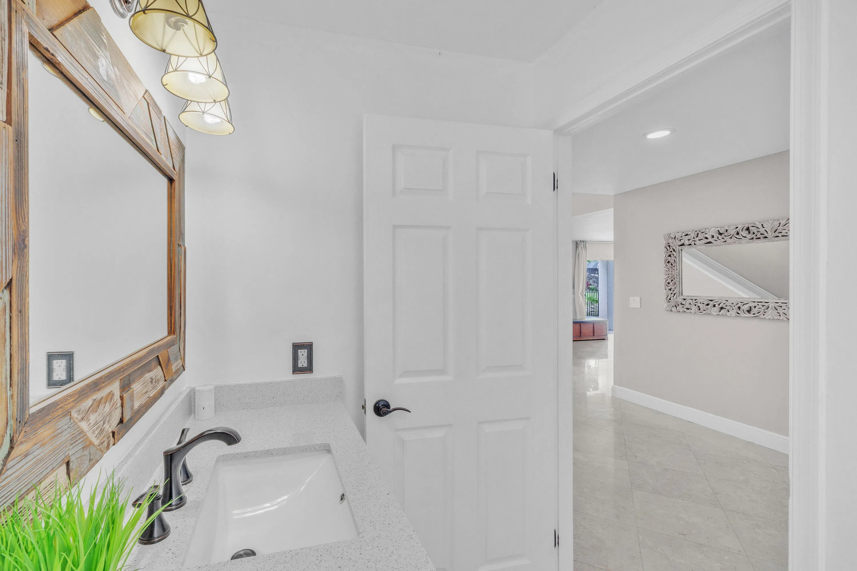 5 Half Bath (2)