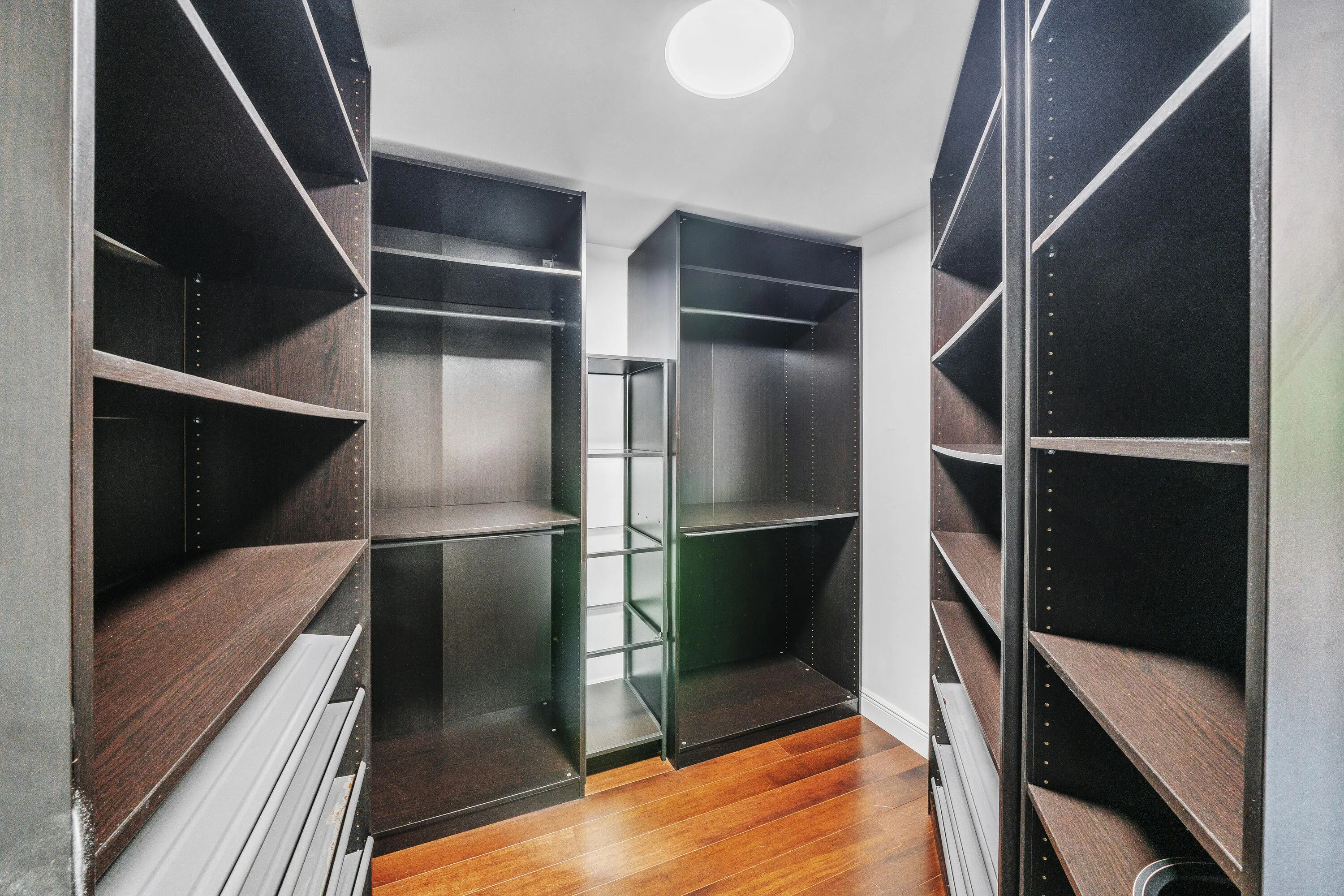 28 Walk-In Closet