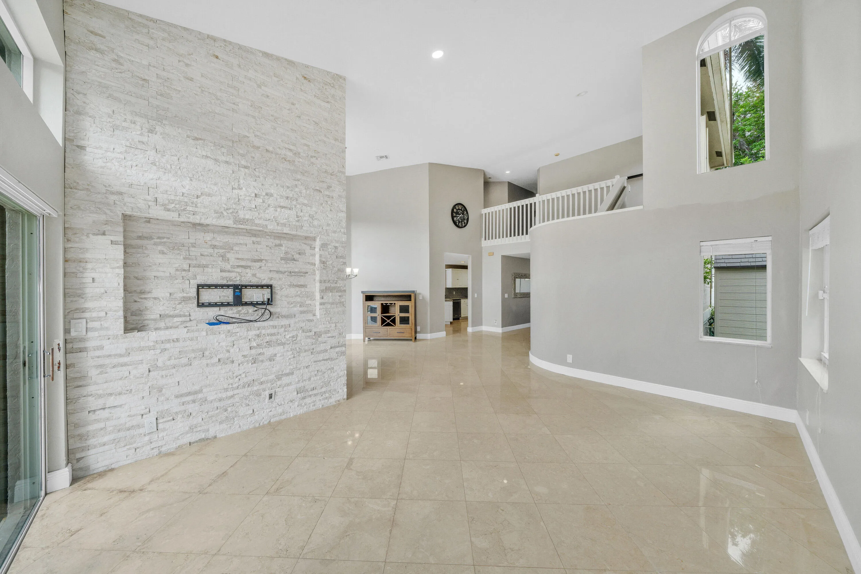 22 Living Area (1)