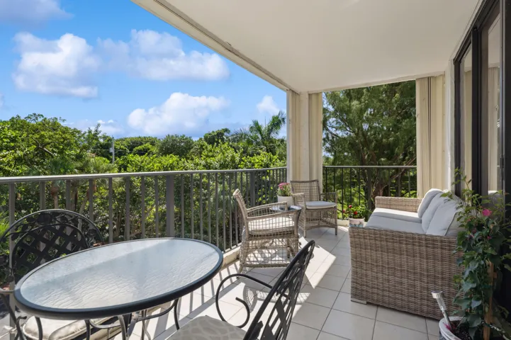 24_4600-S-Ocean-Blvd_Apt-301_Patio_Print
