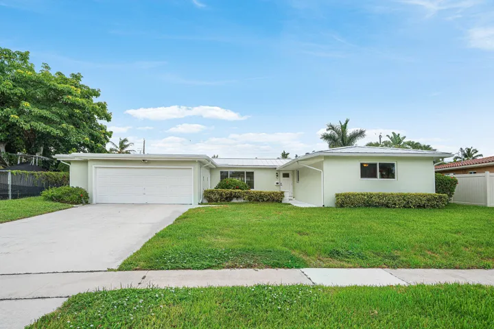 311 NE 23rd Way