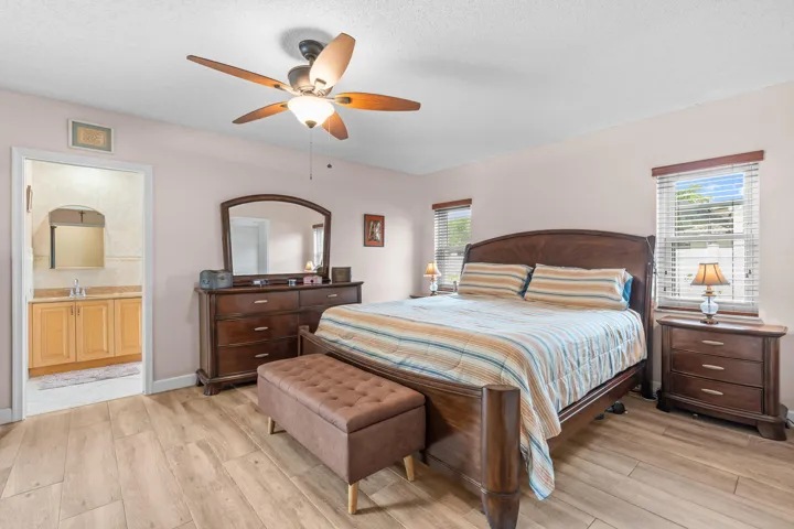 17-web-or-mls-1491 NW 99th Ave, Plantati