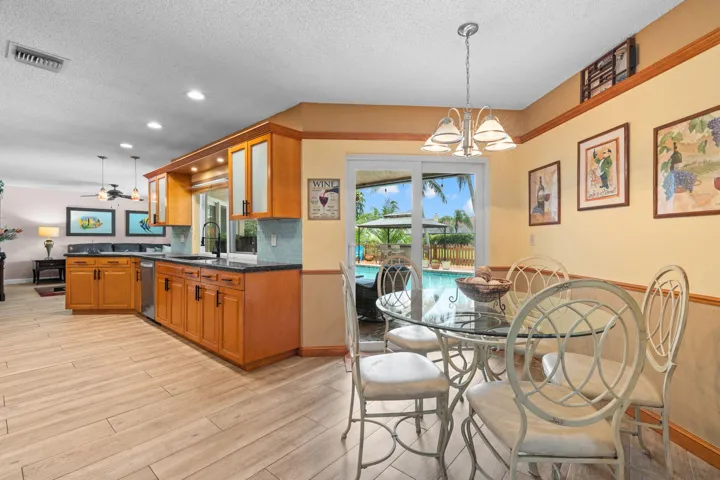11-web-or-mls-1491 NW 99th Ave, Plantati