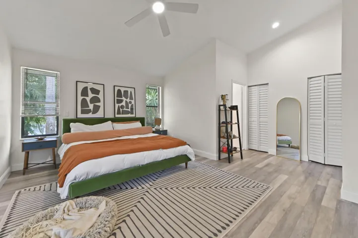 23 Bedroom 04