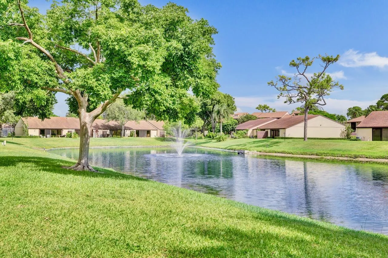 608 Sea Pine Way - 30
