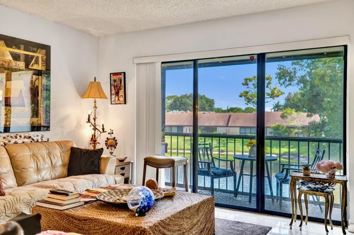 608 Sea Pine Way - 8